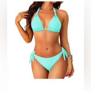 NWT- Women’s Aqua Bikinis 👙- S